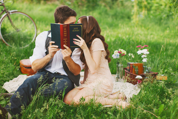 vintage engagement pictures