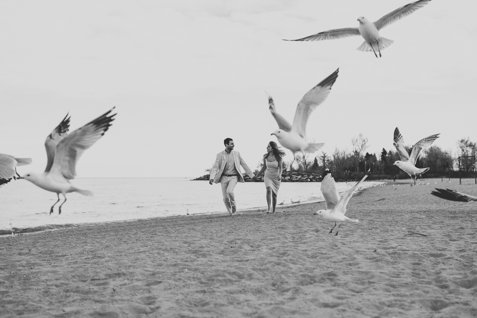 toronto-light-airy-beach-engagement-photos-32