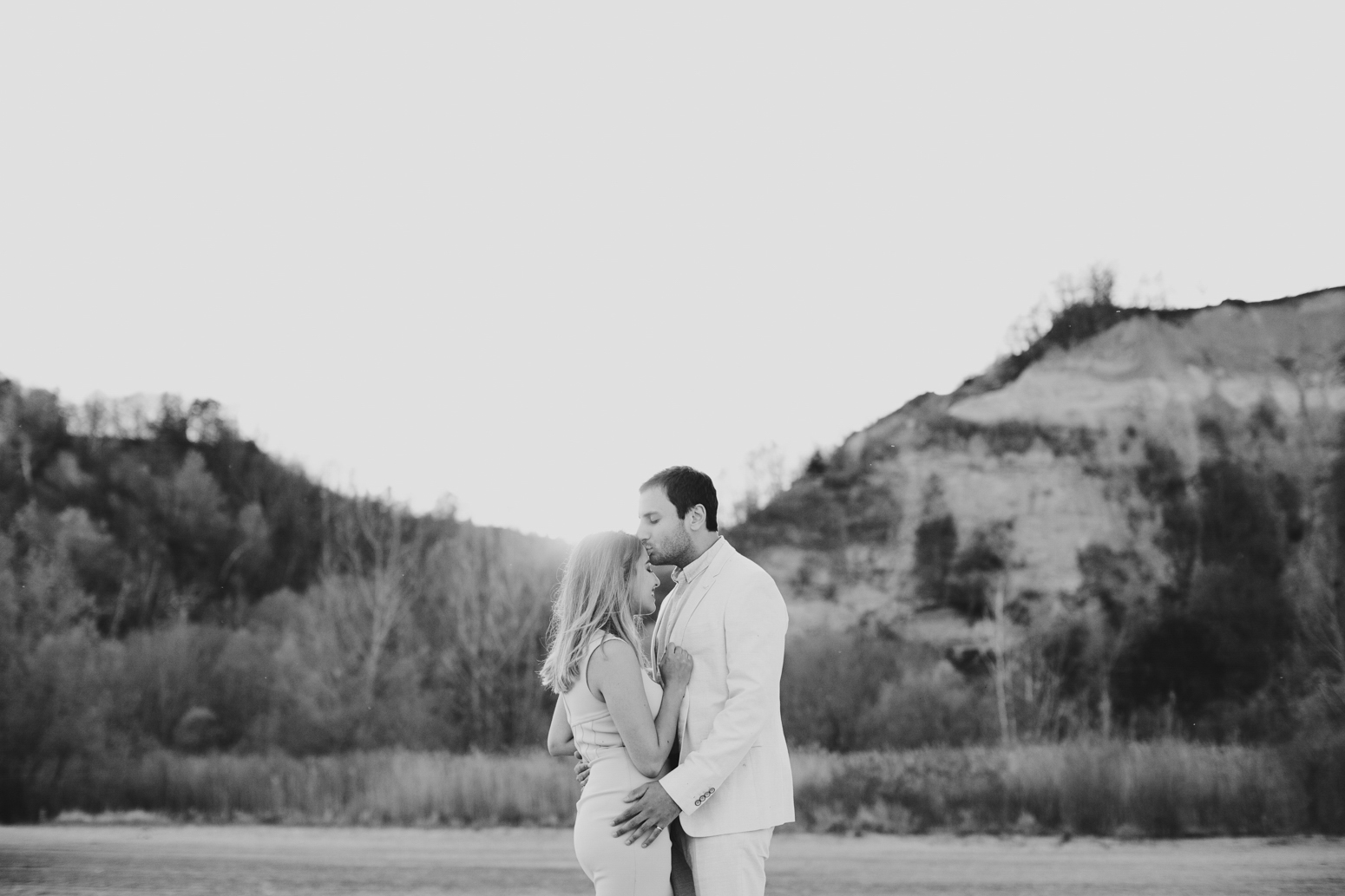 toronto-light-airy-beach-engagement-photos-33