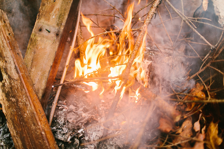 cottage-toronto-engagement-photographer-15