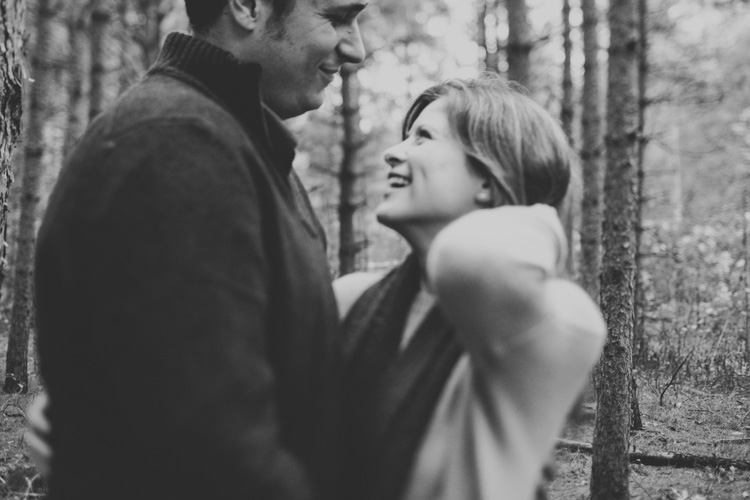 cottage-toronto-engagement-photographer-97