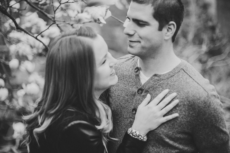 high-park-engagement-photos-25